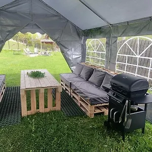 Gabi Z Balia W Ogrodzie Zakopane
